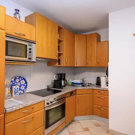 Blue Oasis Apartment *