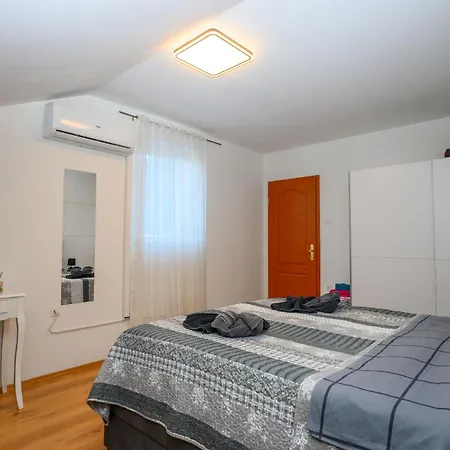 Blue Oasis Apartment